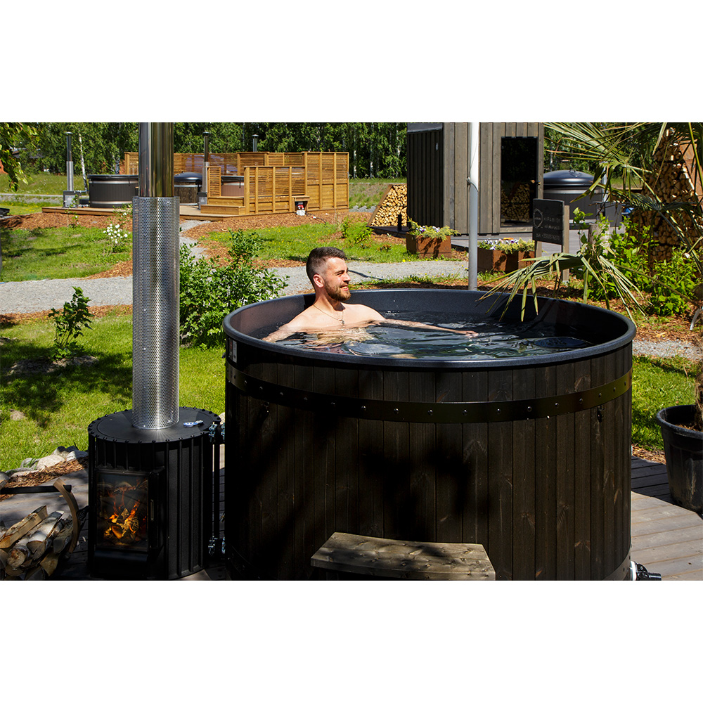 Web_Harvia_Legend_Hottub_5